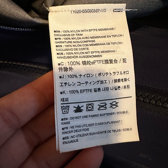 Arc'teryx Men's Alpha Sv Dark Olympus Blue - XL - Picture 10 of 10